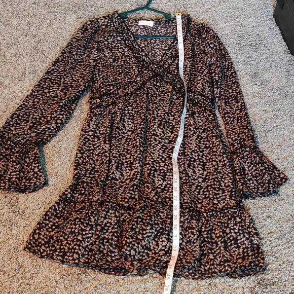 Pink Lily Black and Tan Floral Long Sleeve Mini Dress Size Medium - Picture 4 of 10